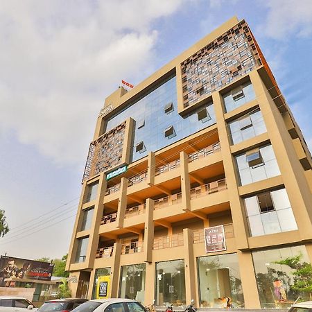 Oyo 16604 Hotel Sparsh Inn Ahmedabad Luaran gambar
