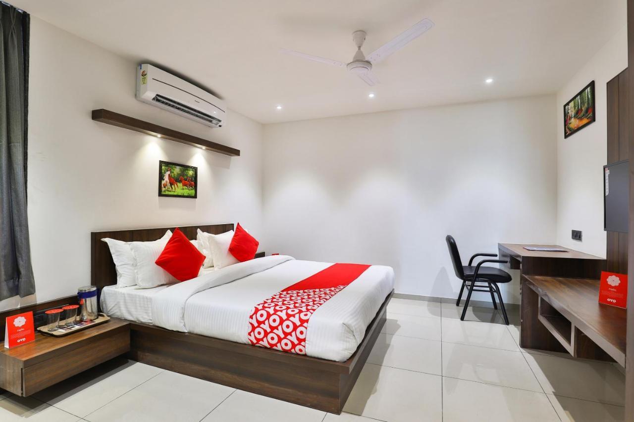 Oyo 16604 Hotel Sparsh Inn Ahmedabad Luaran gambar