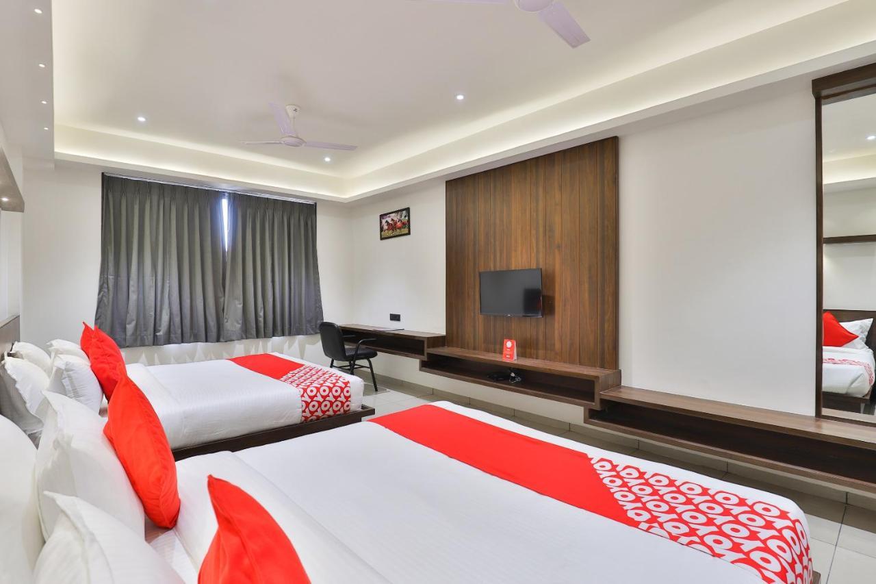 Oyo 16604 Hotel Sparsh Inn Ahmedabad Luaran gambar