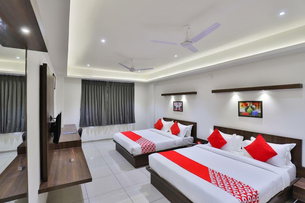 Oyo 16604 Hotel Sparsh Inn Ahmedabad Luaran gambar