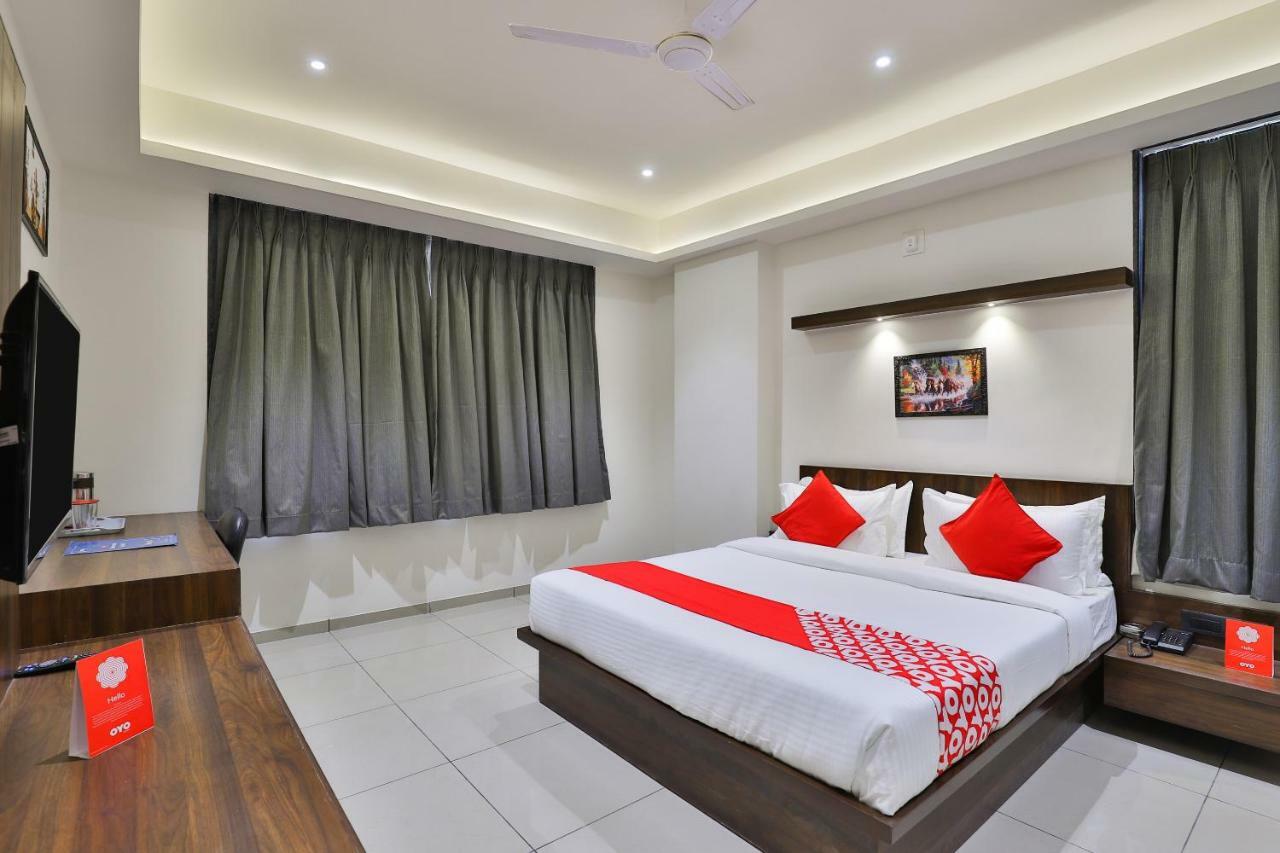 Oyo 16604 Hotel Sparsh Inn Ahmedabad Luaran gambar