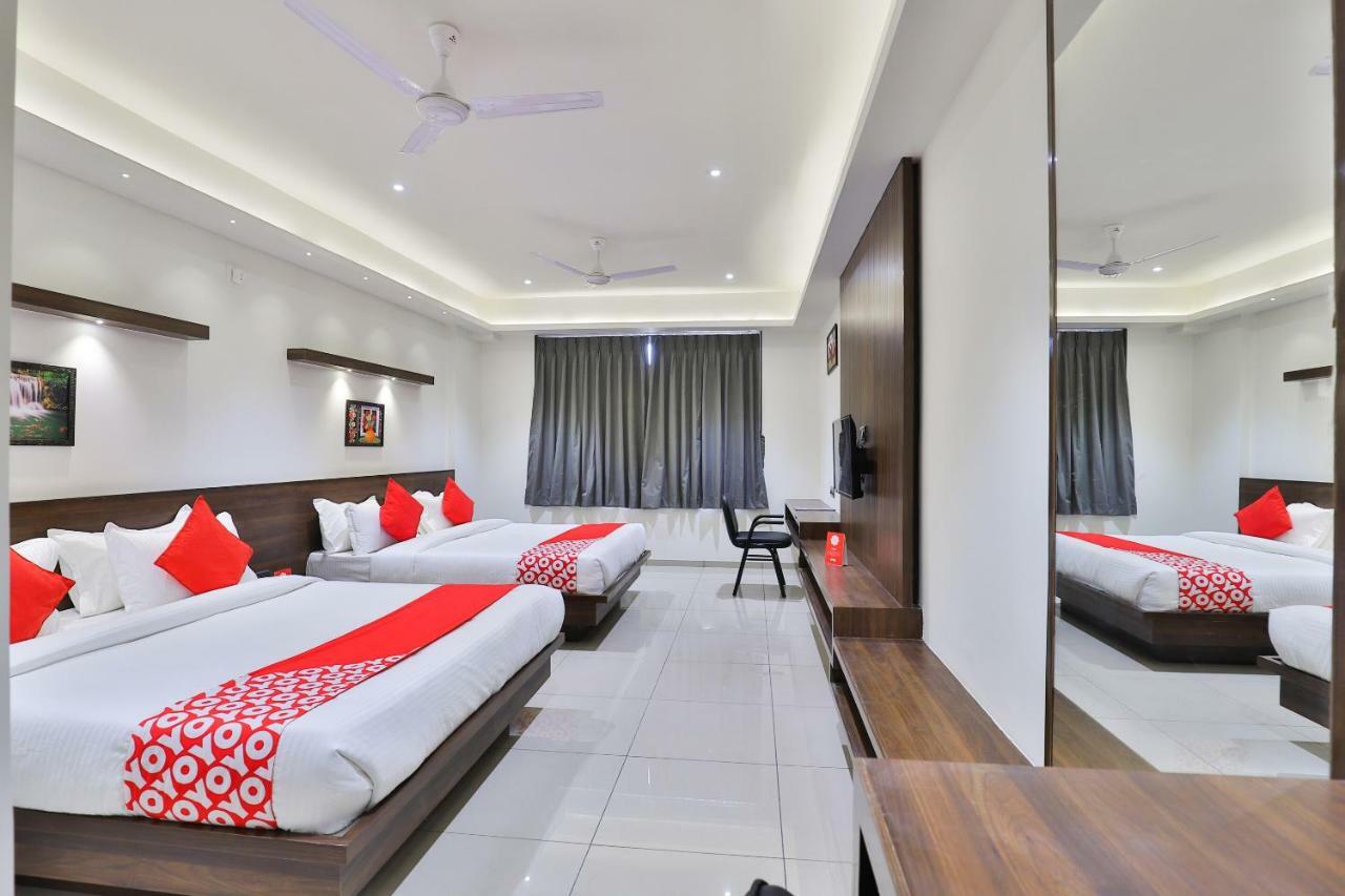 Oyo 16604 Hotel Sparsh Inn Ahmedabad Luaran gambar